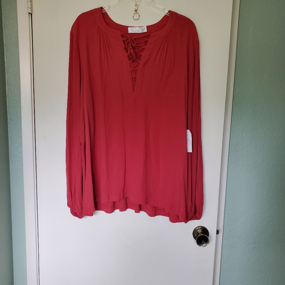 Time and Tru Women's Brick Red Pirate Peasant Blouse Size XL Lace-Up Front NWT